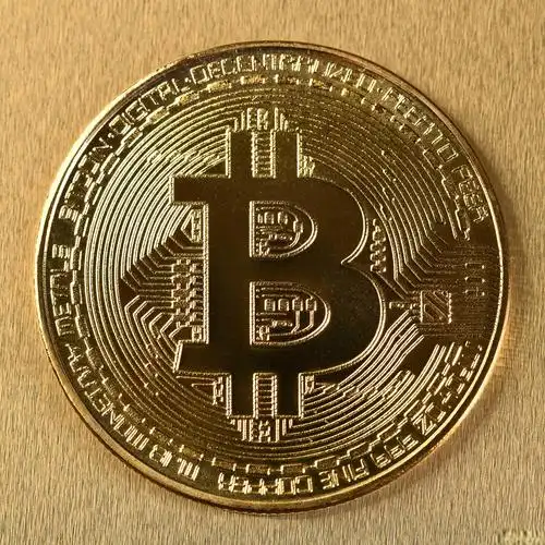 BTC长期投资者正在加速离场,2年以上地址已坚持160万枚